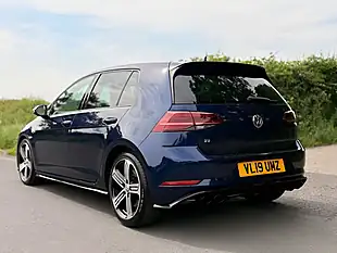 Used 2019 Volkswagen Golf R Blue - Interior and Exterior details 8