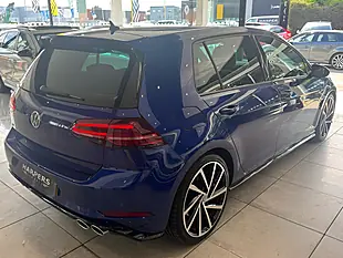 Used 2019 Volkswagen Golf R Blue - Interior and Exterior details 14