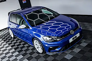 Used 2019 Volkswagen Golf R Blue - Interior and Exterior details 4