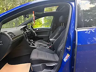 Used 2019 Volkswagen Golf R Blue - Interior and Exterior details 16