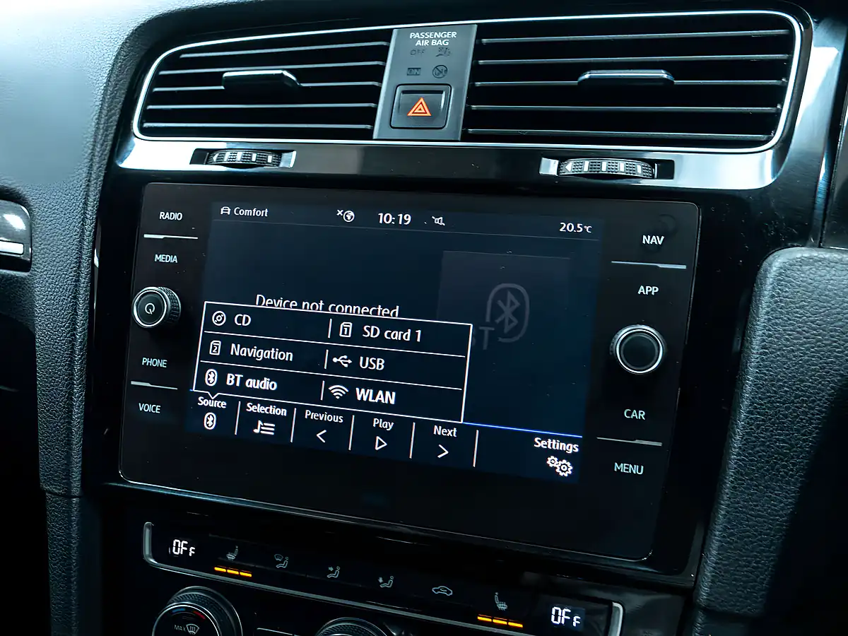 Used 2019 Volkswagen Golf R Deep Black Pearl - Interior and Exterior details 18