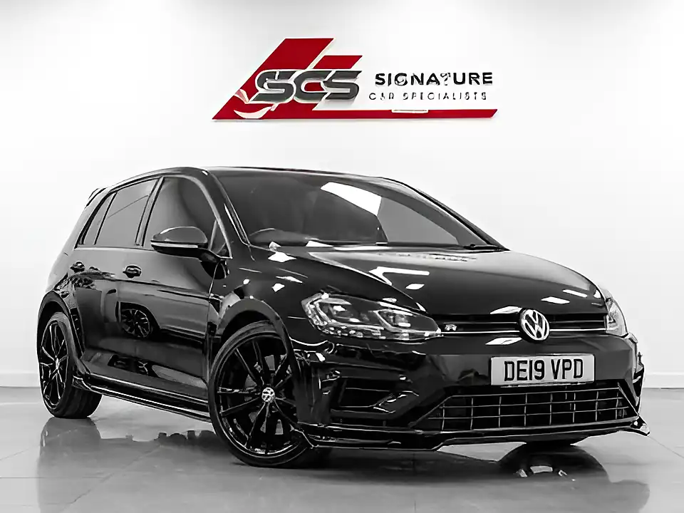 Used 2019 Volkswagen Golf R Deep Black Pearl - Interior and Exterior details 20