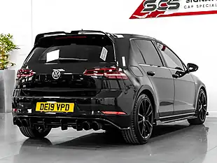 Used 2019 Volkswagen Golf R Deep Black Pearl - Interior and Exterior details 4