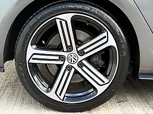 Used 2019 Volkswagen Golf R Indium Grey - Interior and Exterior details 15