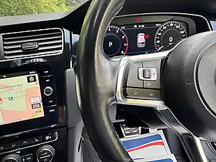 Used 2019 Volkswagen Golf R-Line Black - Interior and Exterior details 19