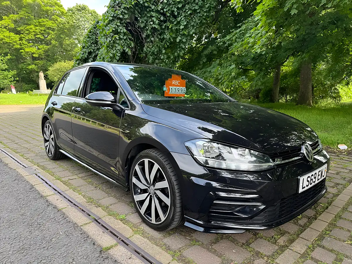 Used 2019 Volkswagen Golf R-Line Black - Interior and Exterior details 2