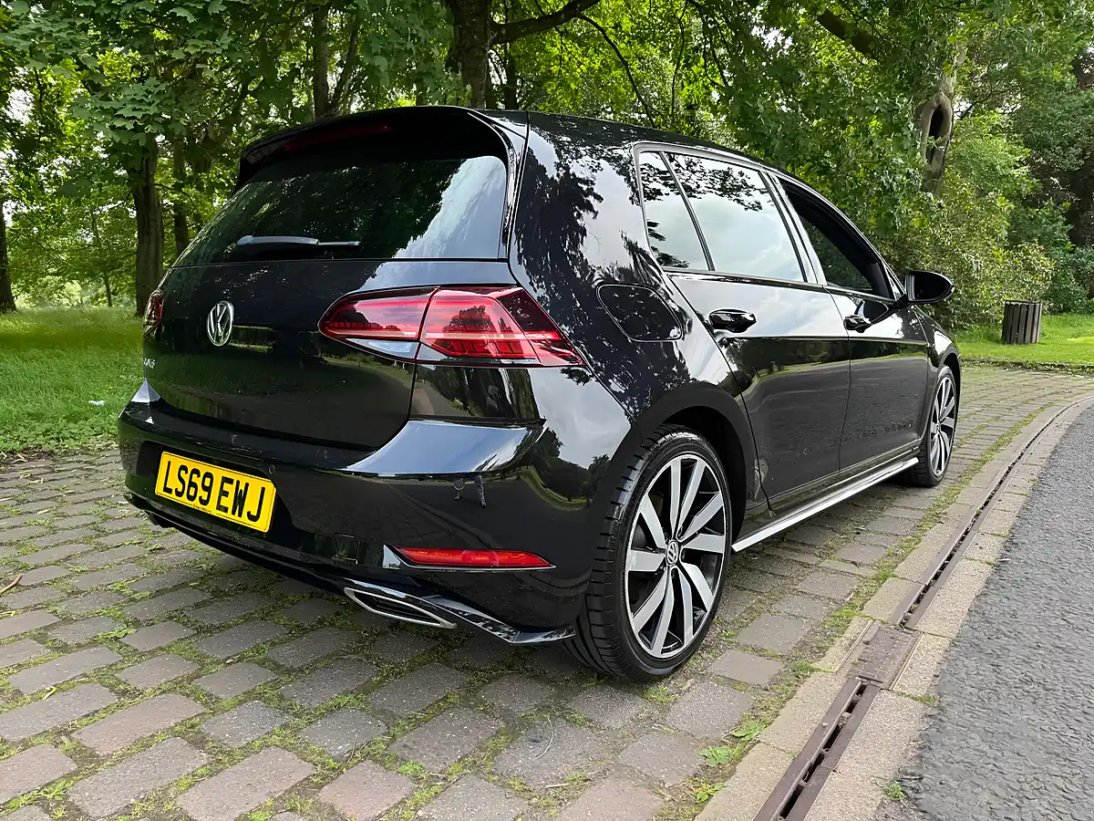 Used 2019 Volkswagen Golf R-Line Black - Interior and Exterior details 4