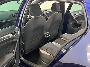 Used 2019 Volkswagen Golf R-Line Blue - Interior and Exterior details 18