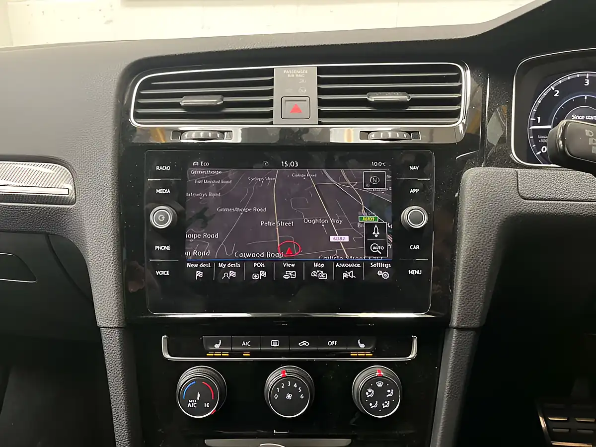 Used 2019 Volkswagen Golf R-Line Blue - Interior and Exterior details 12