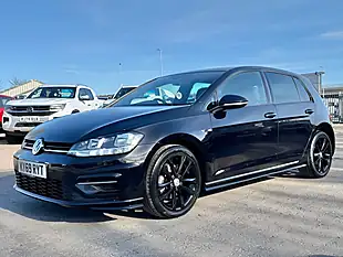Used 2019 Volkswagen Golf R-Line Deep Black - Interior and Exterior details 3