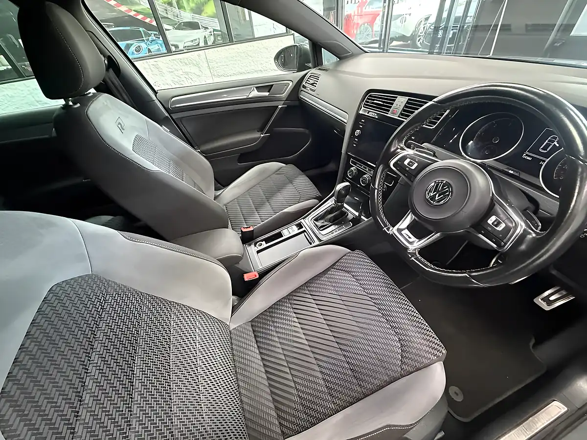 Used 2019 Volkswagen Golf R-Line Grey - Interior and Exterior details 13