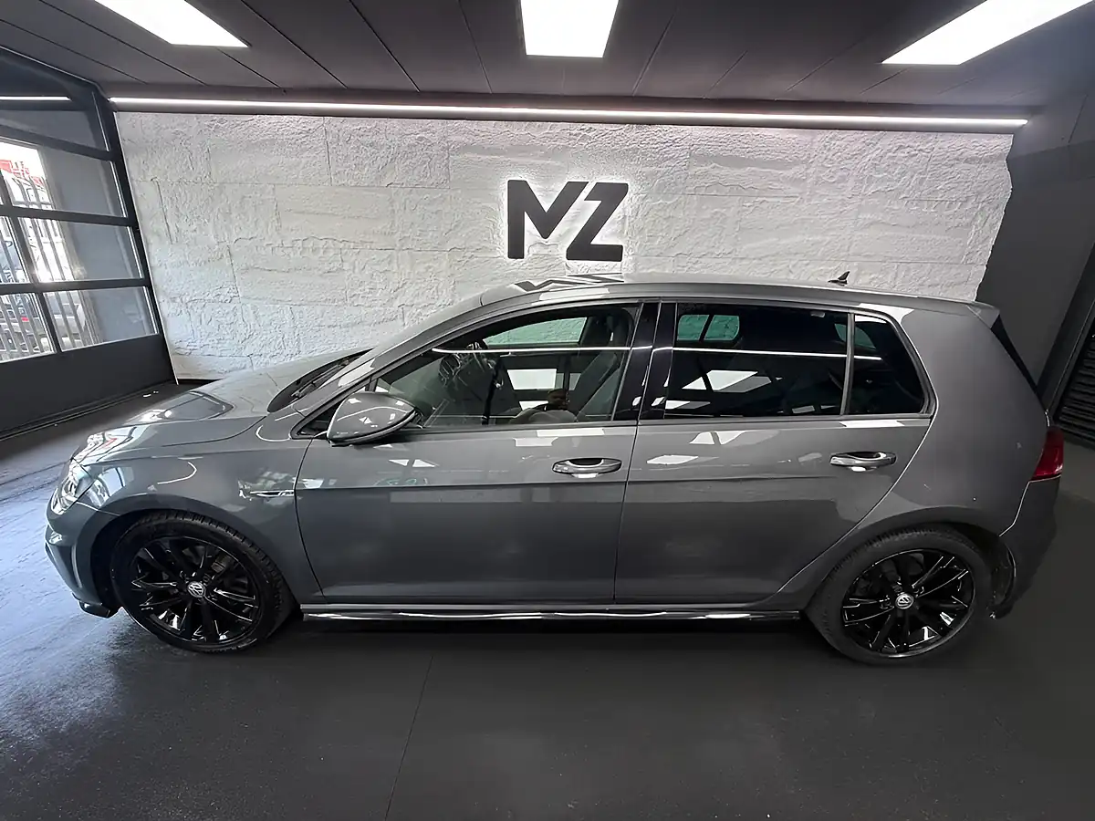 Used 2019 Volkswagen Golf R-Line Grey - Interior and Exterior details 14