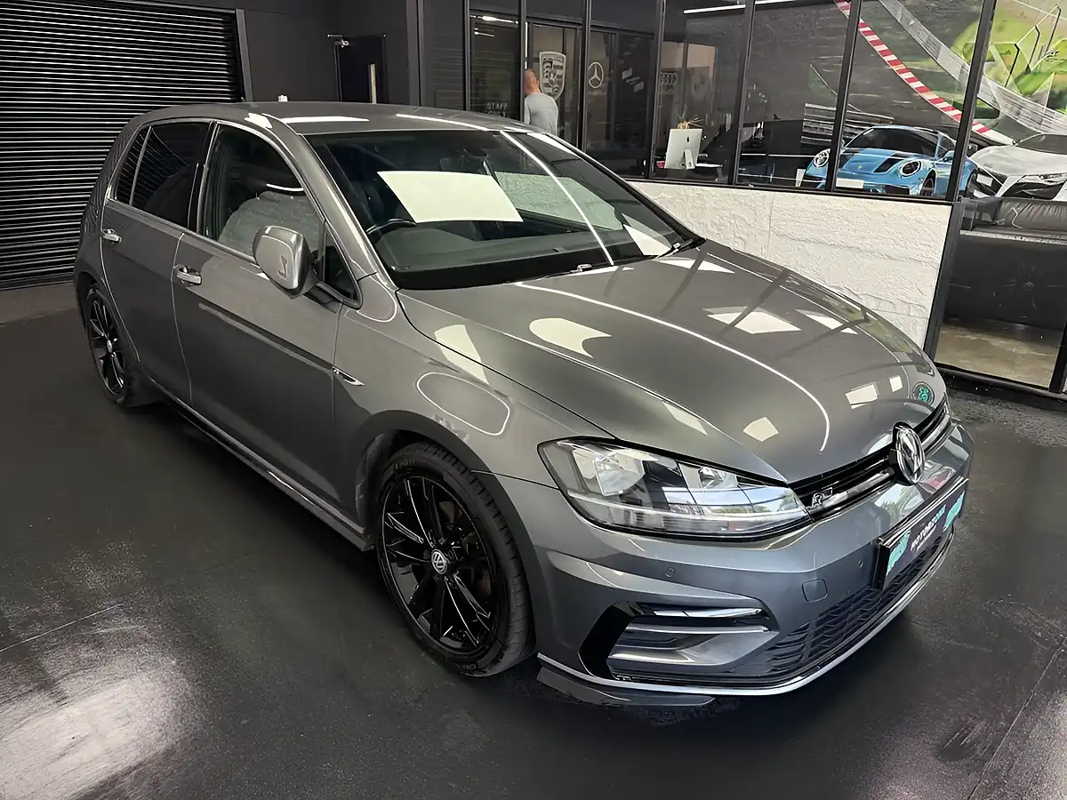 Used 2019 Volkswagen Golf R-Line Grey - Interior and Exterior details 18