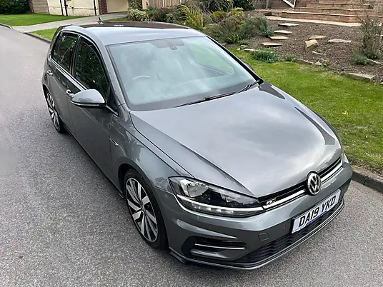 2019 Volkswagen Golf R-Line 1.5 TSI