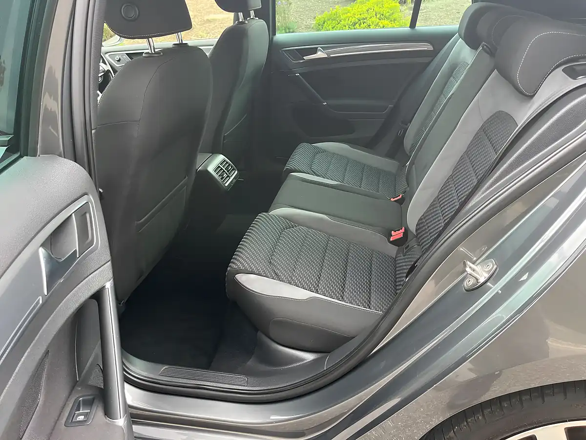 Used 2019 Volkswagen Golf R-Line Grey - Interior and Exterior details 12