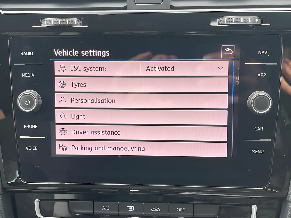 Used 2019 Volkswagen Golf R-Line Grey - Interior and Exterior details 16