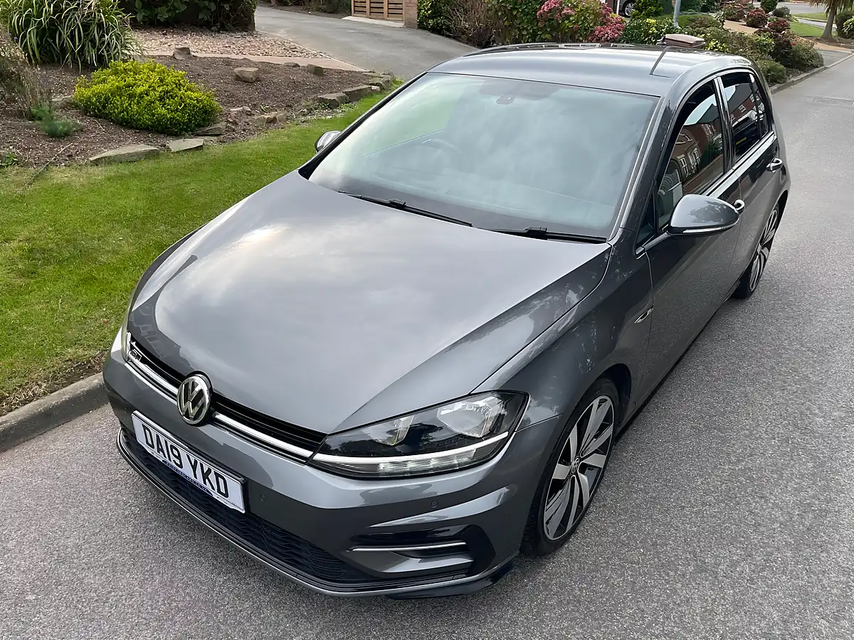 Used 2019 Volkswagen Golf R-Line Grey - Interior and Exterior details 3
