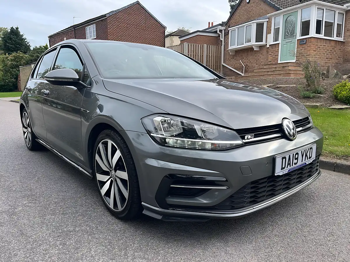 Used 2019 Volkswagen Golf R-Line Grey - Interior and Exterior details 5