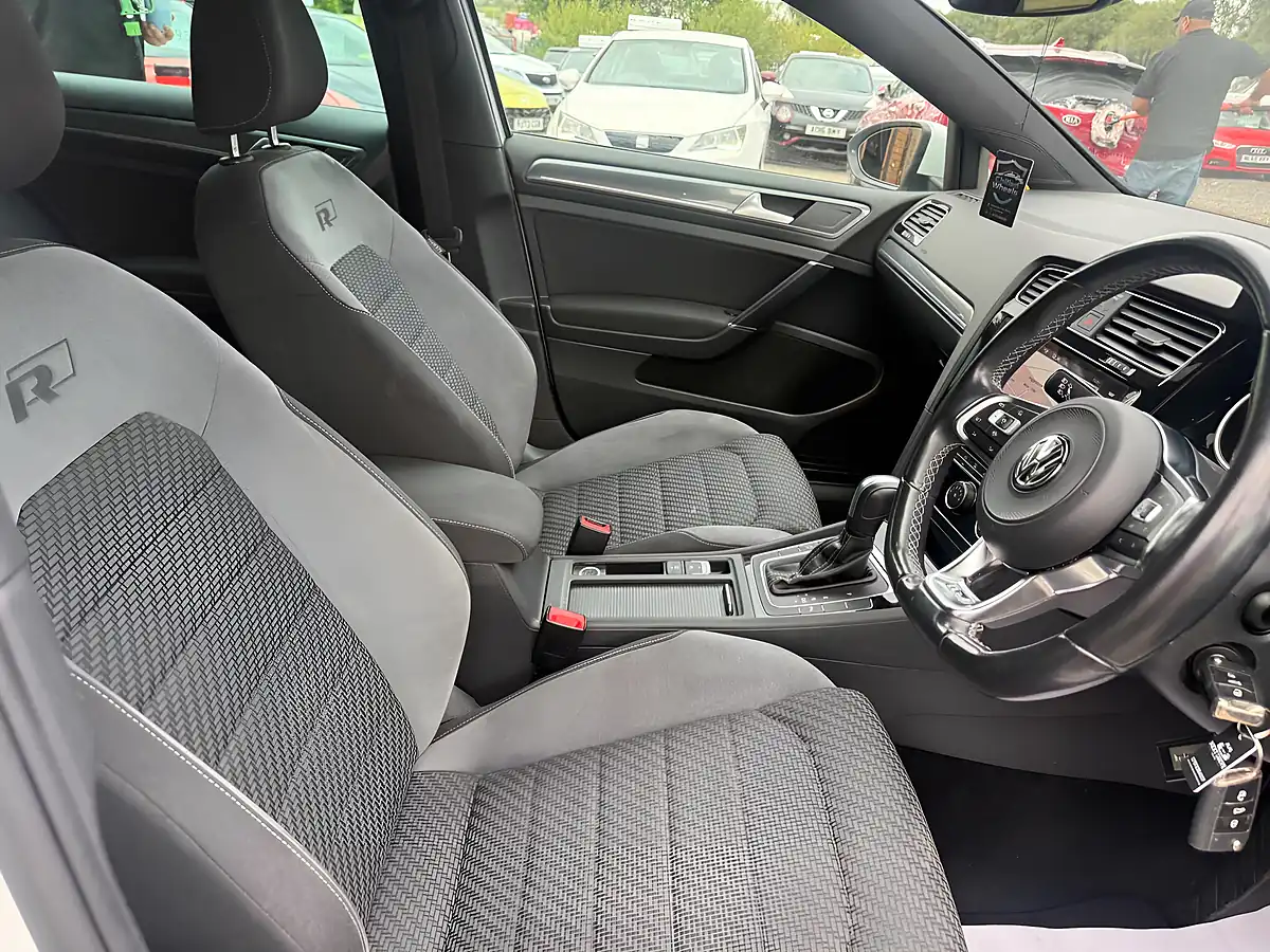 Used 2019 Volkswagen Golf R-Line White - Interior and Exterior details 10
