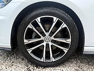 Used 2019 Volkswagen Golf R-Line White - Interior and Exterior details 14