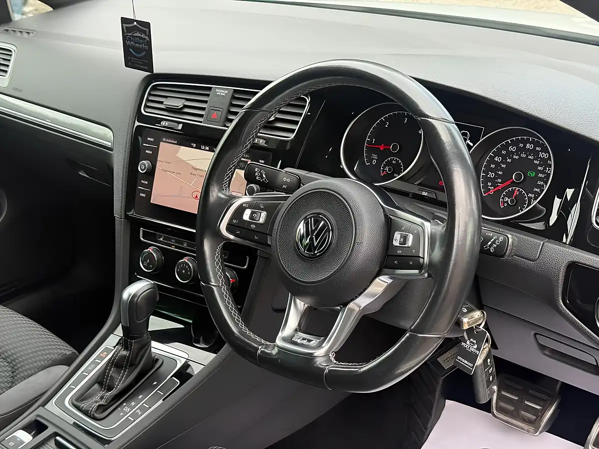 Used 2019 Volkswagen Golf R-Line White - Interior and Exterior details 16