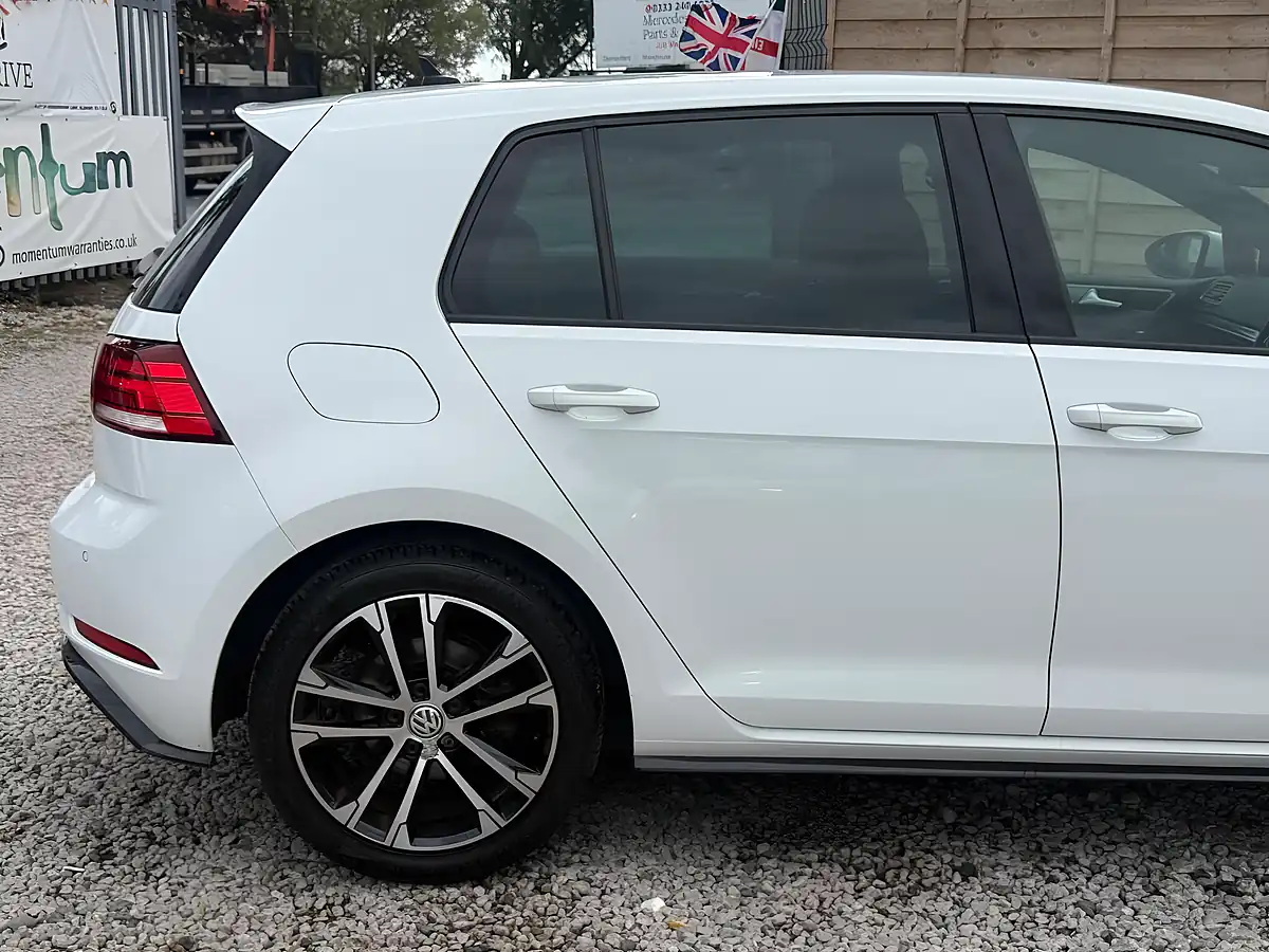 Used 2019 Volkswagen Golf R-Line White - Interior and Exterior details 4