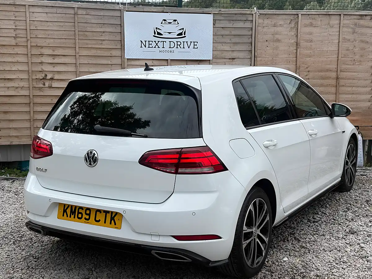 Used 2019 Volkswagen Golf R-Line White - Interior and Exterior details 8