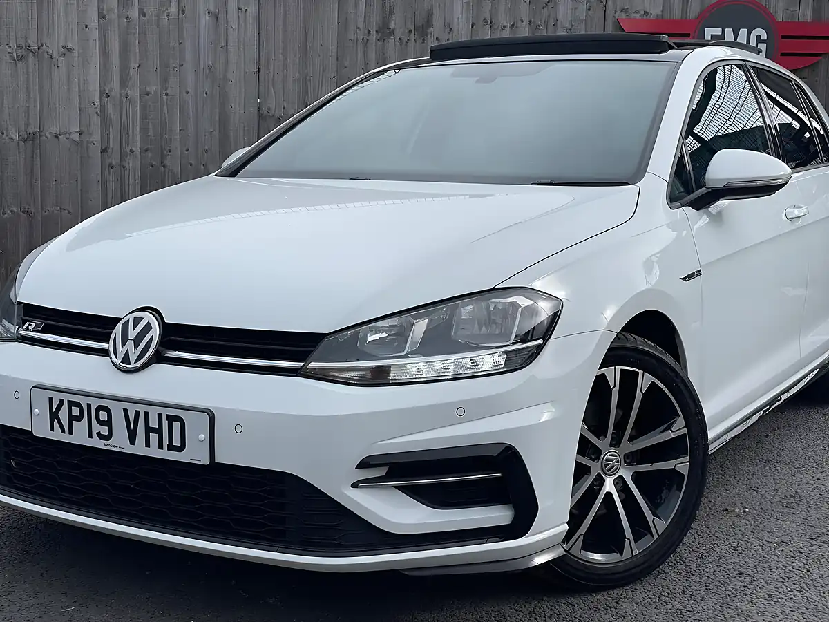 Used 2019 Volkswagen Golf R-Line White - Interior and Exterior details 11