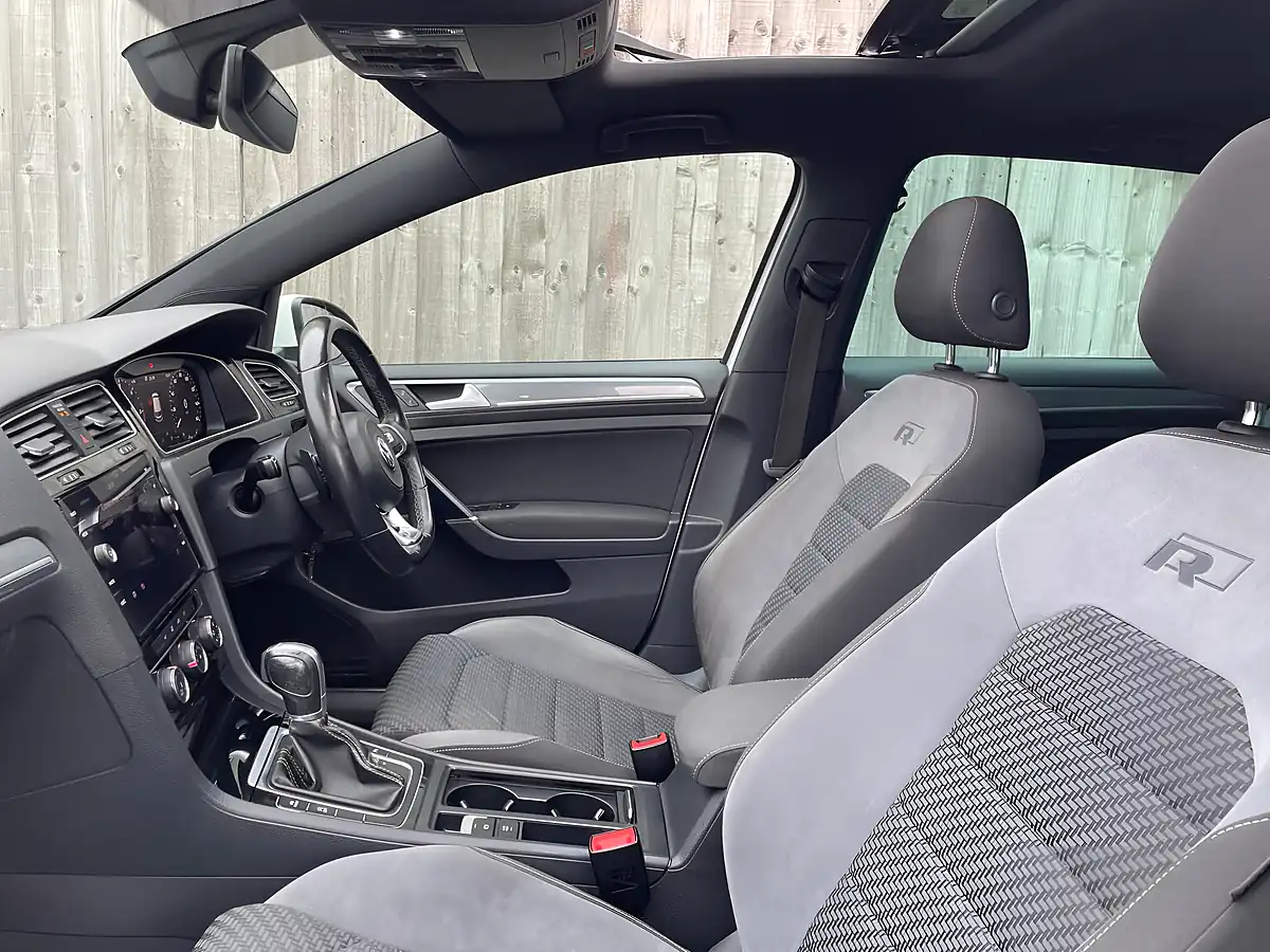 Used 2019 Volkswagen Golf R-Line White - Interior and Exterior details 15