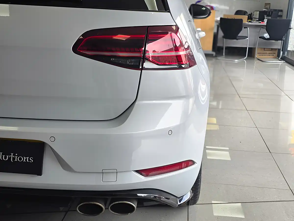 Used 2019 Volkswagen Golf R Silver - Interior and Exterior details 19