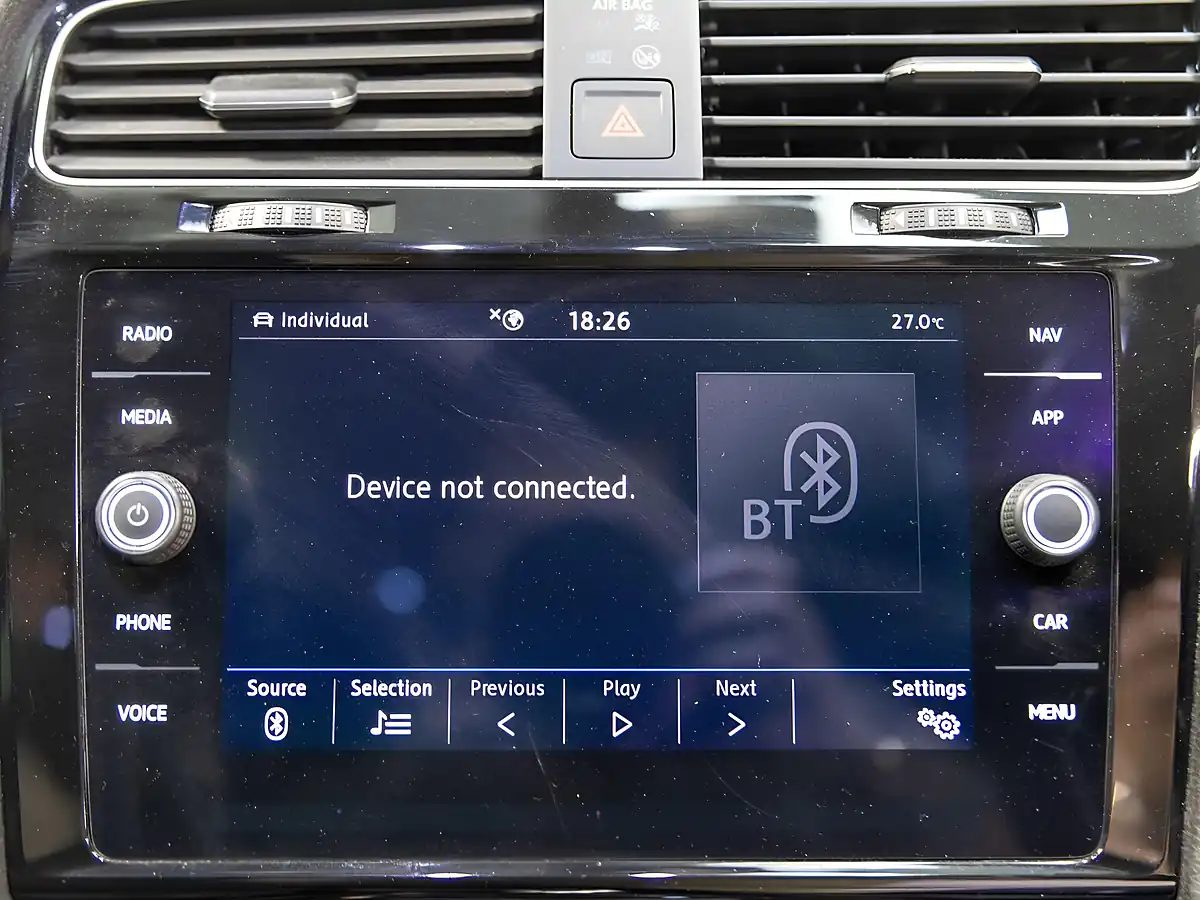 Used 2019 Volkswagen Golf R Silver - Interior and Exterior details 16