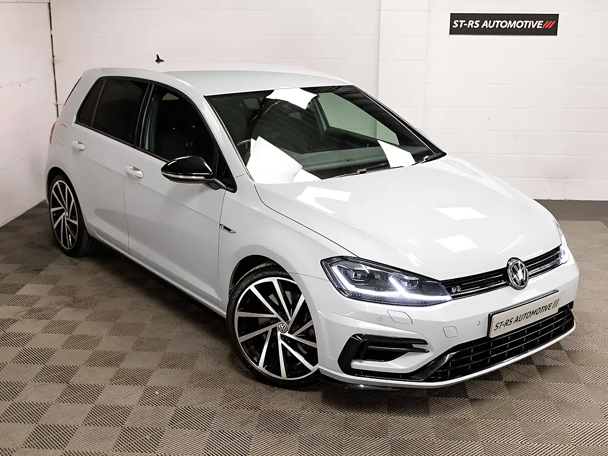 Used 2019 Volkswagen Golf R Silver - Interior and Exterior details 5