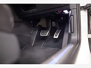 Used 2019 Volkswagen Golf R White - Interior and Exterior details 13