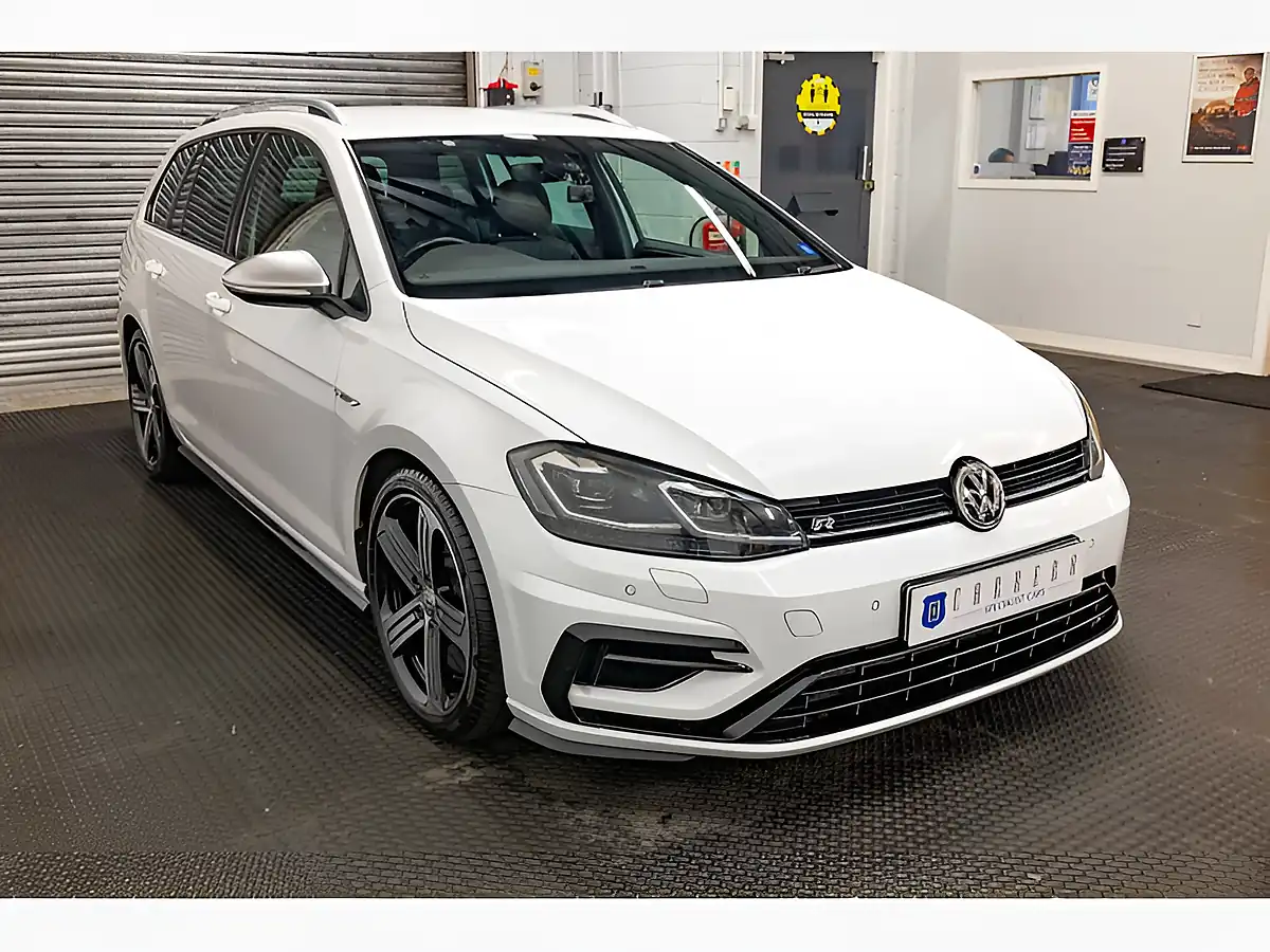 Used 2019 Volkswagen Golf R White - Interior and Exterior details 5