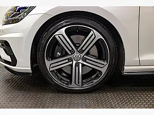 Used 2019 Volkswagen Golf R White - Interior and Exterior details 7