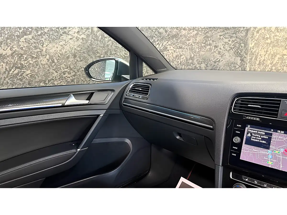Used 2019 Volkswagen Golf R White - Interior and Exterior details 12