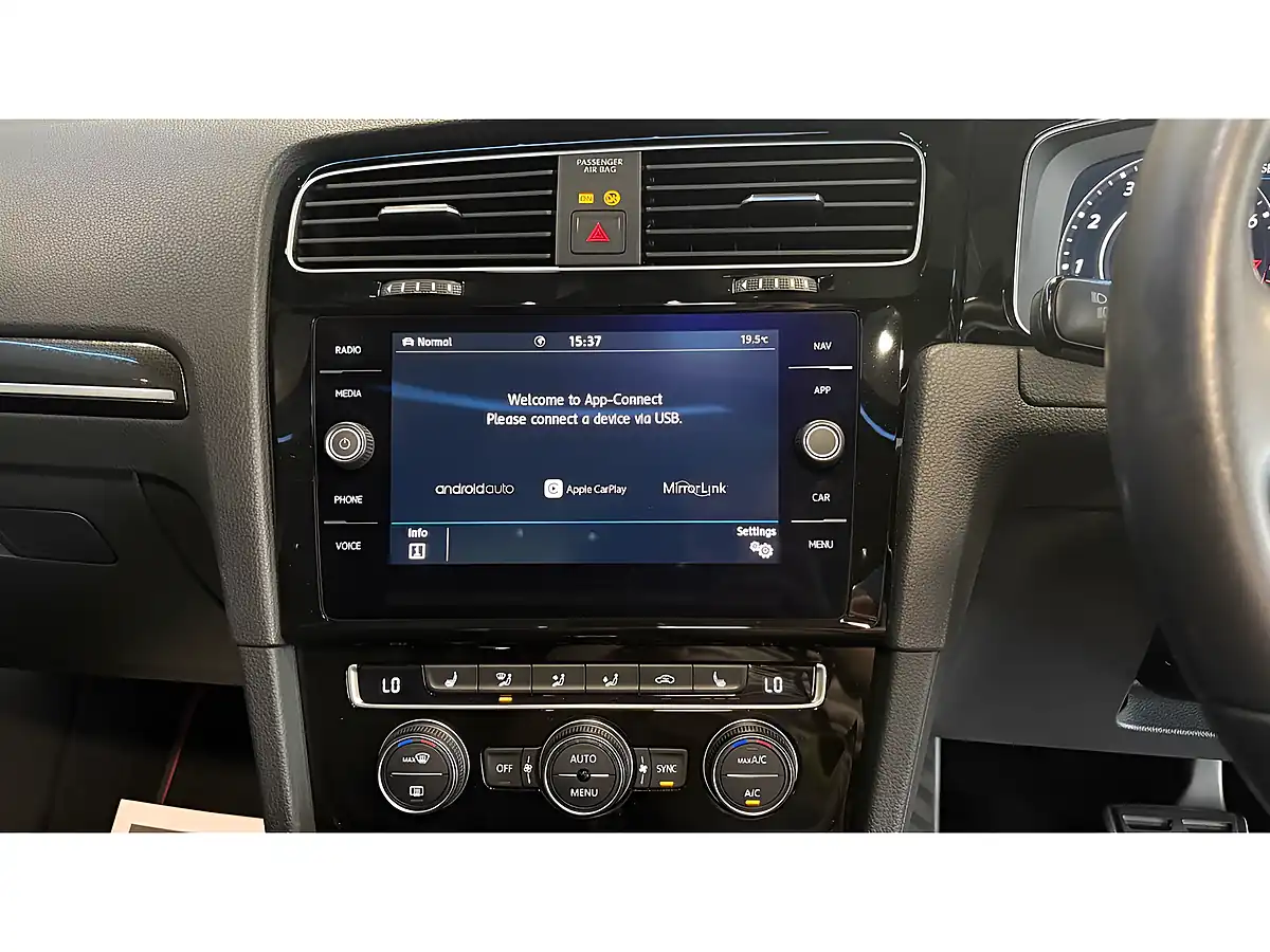 Used 2019 Volkswagen Golf R White - Interior and Exterior details 13