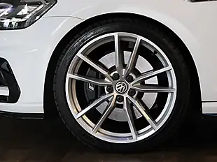 Used 2019 Volkswagen Golf R White - Interior and Exterior details 18