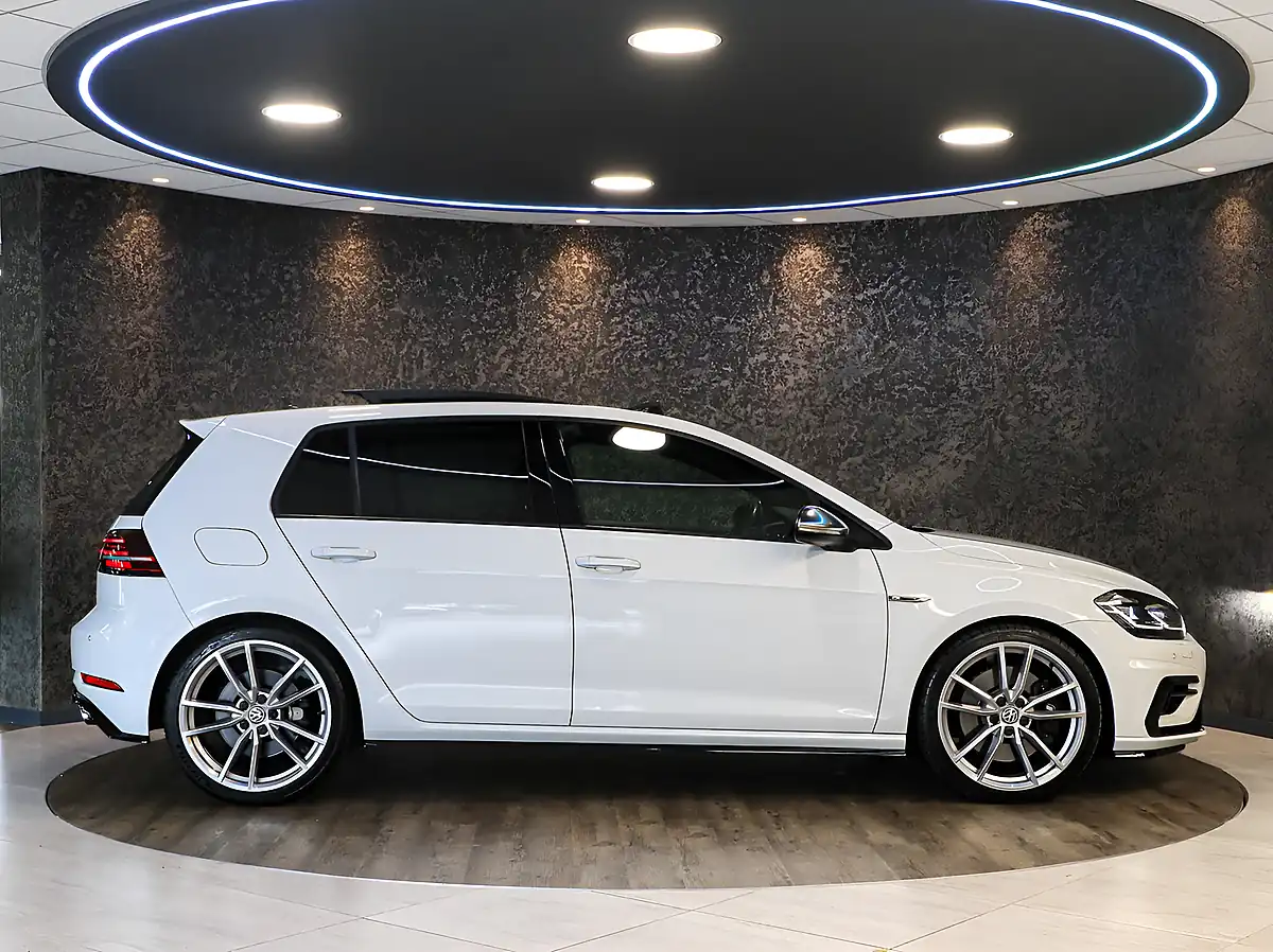 Used 2019 Volkswagen Golf R White - Interior and Exterior details 9
