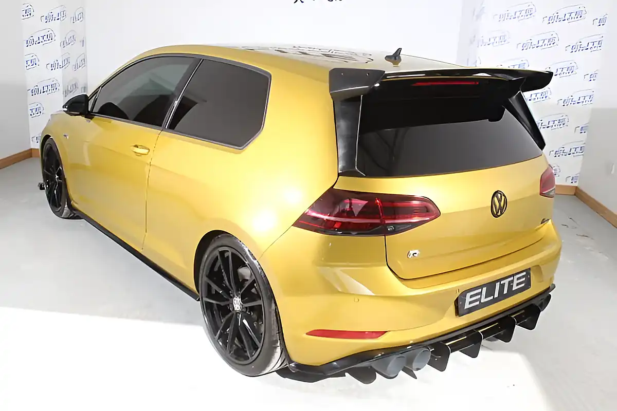 Used 2019 Volkswagen Golf R Yellow - Interior and Exterior details 16
