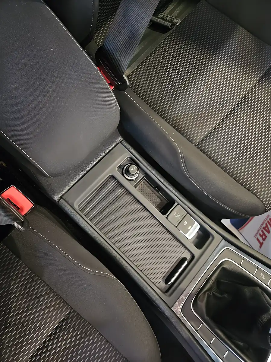 Used 2019 Volkswagen Golf S Black - Interior and Exterior details 14