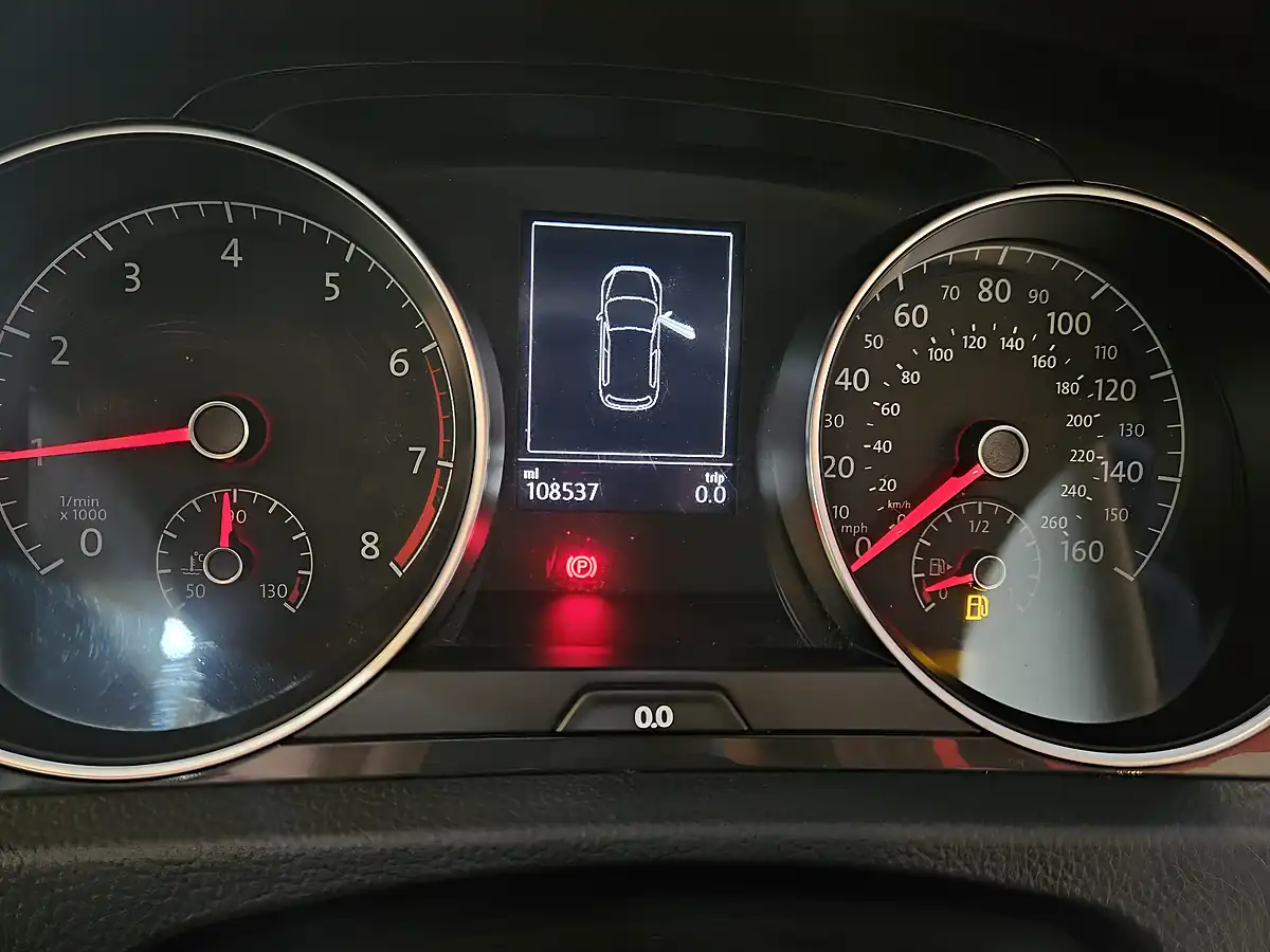 Used 2019 Volkswagen Golf S Black - Interior and Exterior details 15
