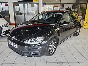 Used 2019 Volkswagen Golf S Black - Interior and Exterior details 3