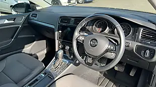 Used 2019 Volkswagen Golf Se Black - Interior and Exterior details 12