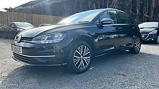 Used 2019 Volkswagen Golf Se Black - Interior and Exterior details 19