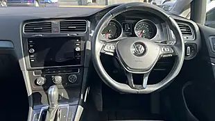 Used 2019 Volkswagen Golf Se Black - Interior and Exterior details 7