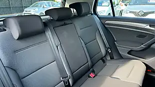 Used 2019 Volkswagen Golf Se Black - Interior and Exterior details 9