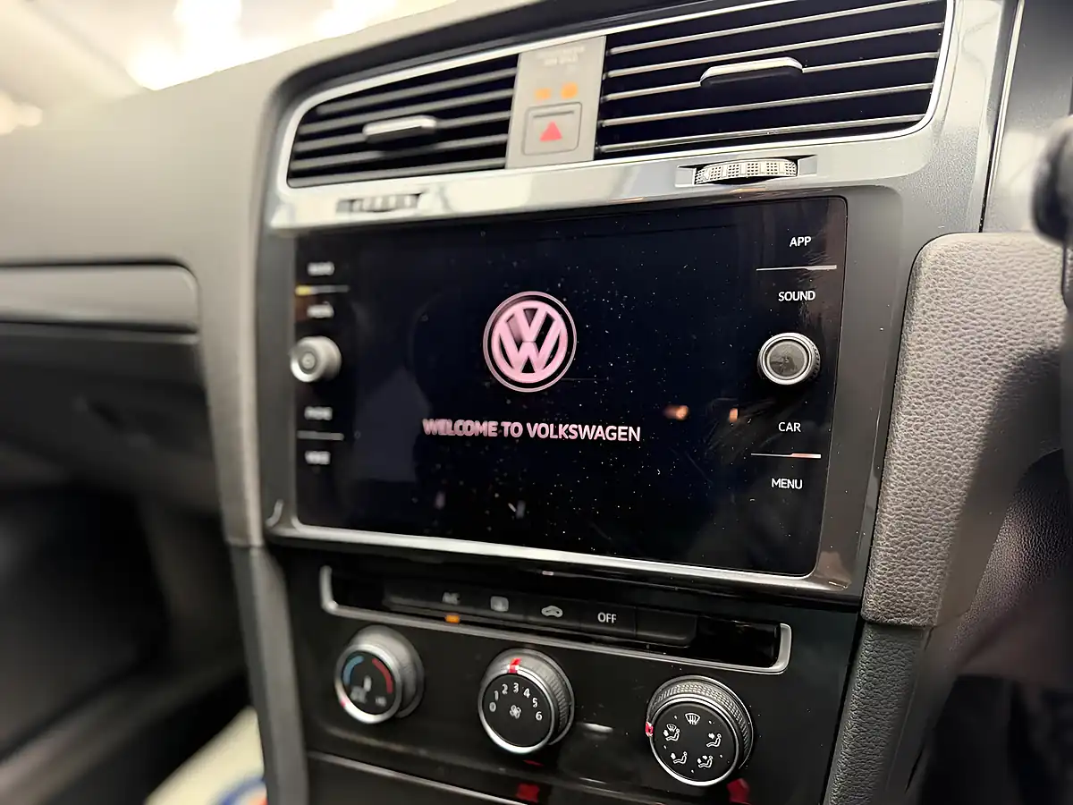 Used 2019 Volkswagen Golf Se Black - Interior and Exterior details 14