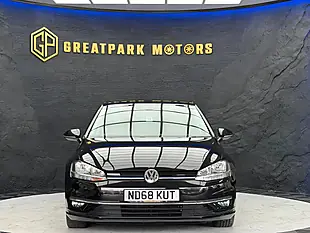 Used 2019 Volkswagen Golf Se Black - Interior and Exterior details 2