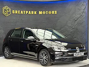 Used 2019 Volkswagen Golf Se Black - Interior and Exterior details 3